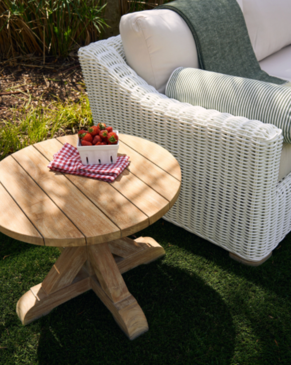 White Wicker Outdoor Sectional