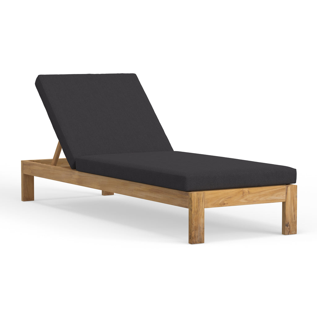 Most Comfortable Chaise Lounge Made From The Best Outdoor Materials