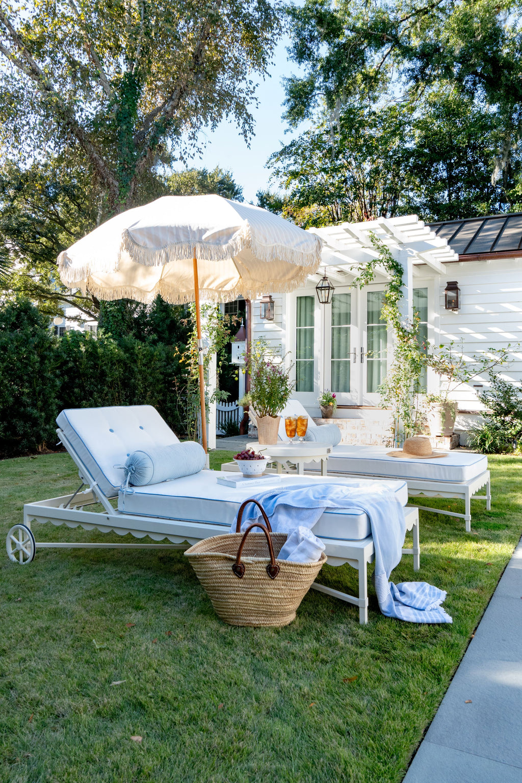 Riviera Outdoor Chaise Lounge – HC Luxury Outdoor
