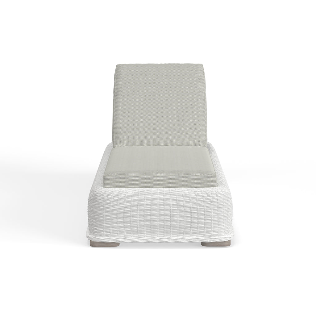 Chaise Lounge With Cushions That&#39;s Really Comfortable
